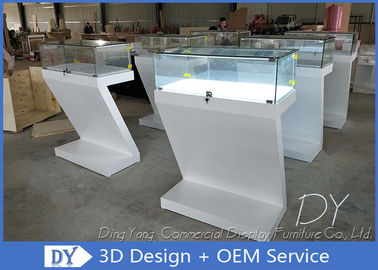 Custom Fashion Modern Retail Glass  Jewelry Display Cases With Light