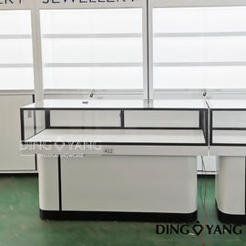 Lockable Fully Customized Showroom Display Cases