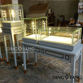 Light Installed Showroom Custom Jewelry Display Cases