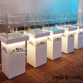 Modern Square Tower Showroom Display Cases